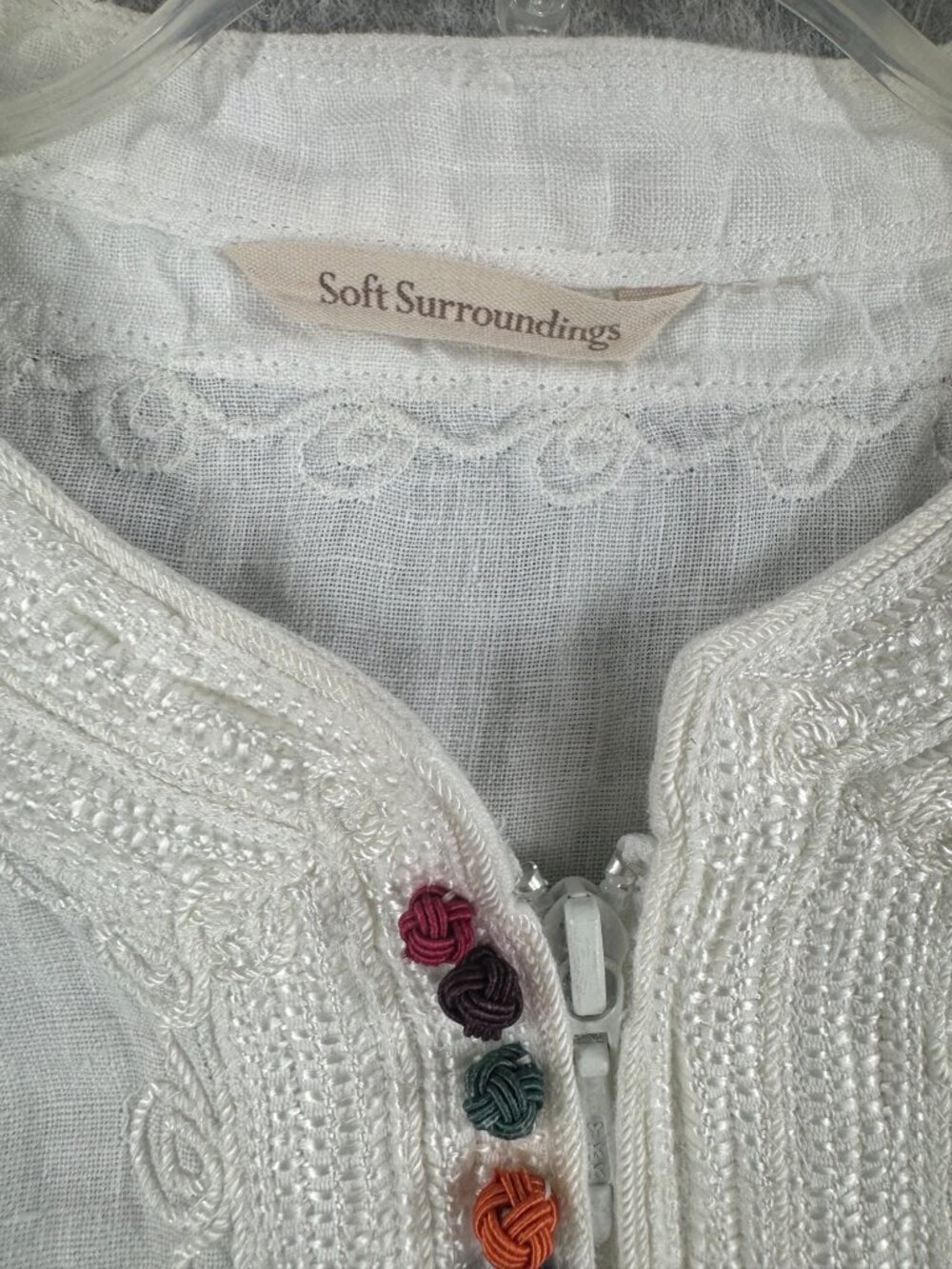 Soft Surroundings White Linen Zip Up Top Embroidered Knots 2X? - Picture 4 of 16